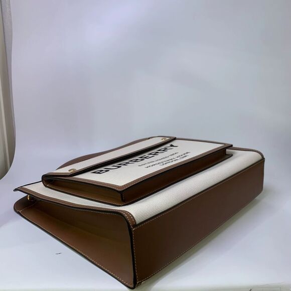 Burberry Women Pre-Loved Bag Brand New Condition - Picture 9 of 9